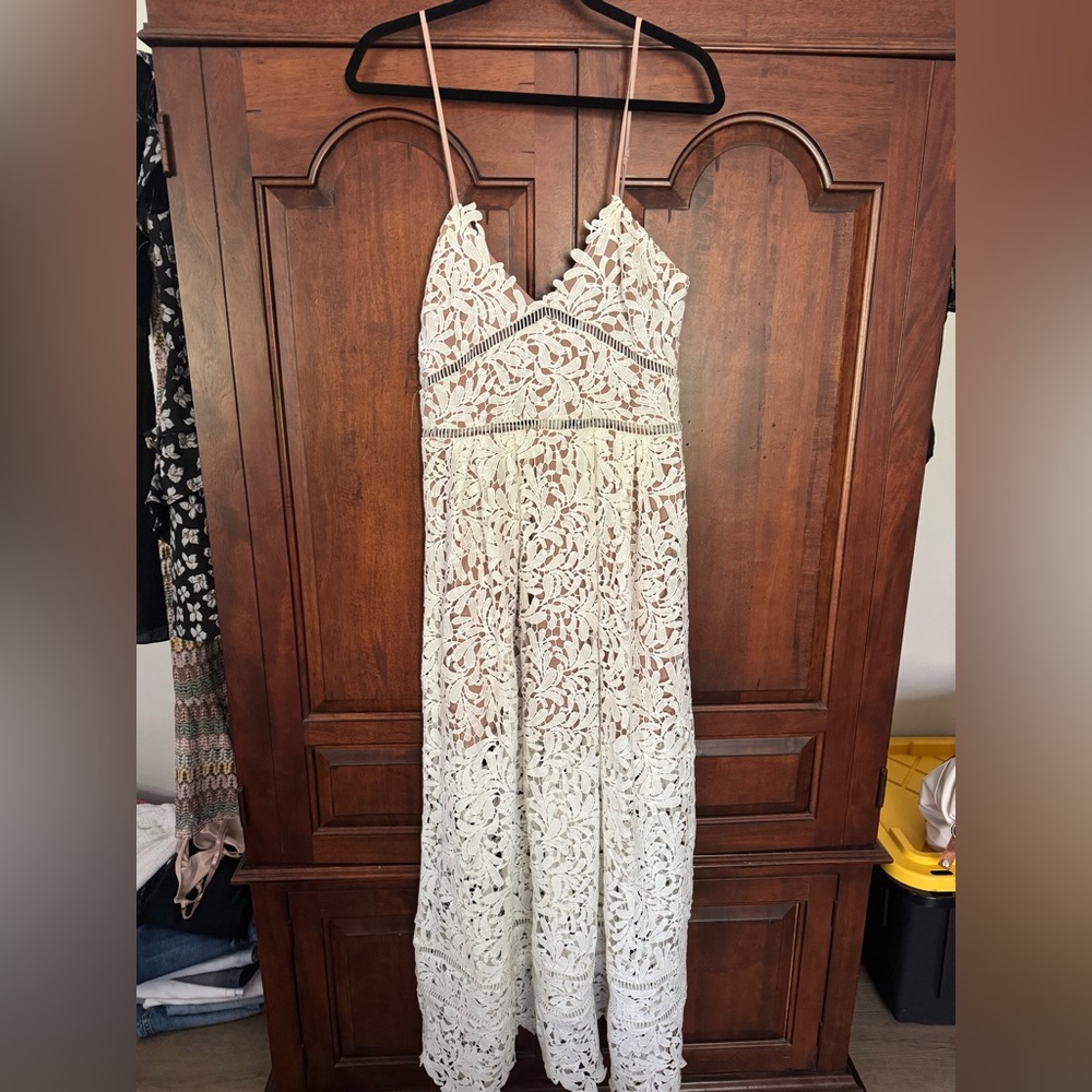 White lace maxi dress